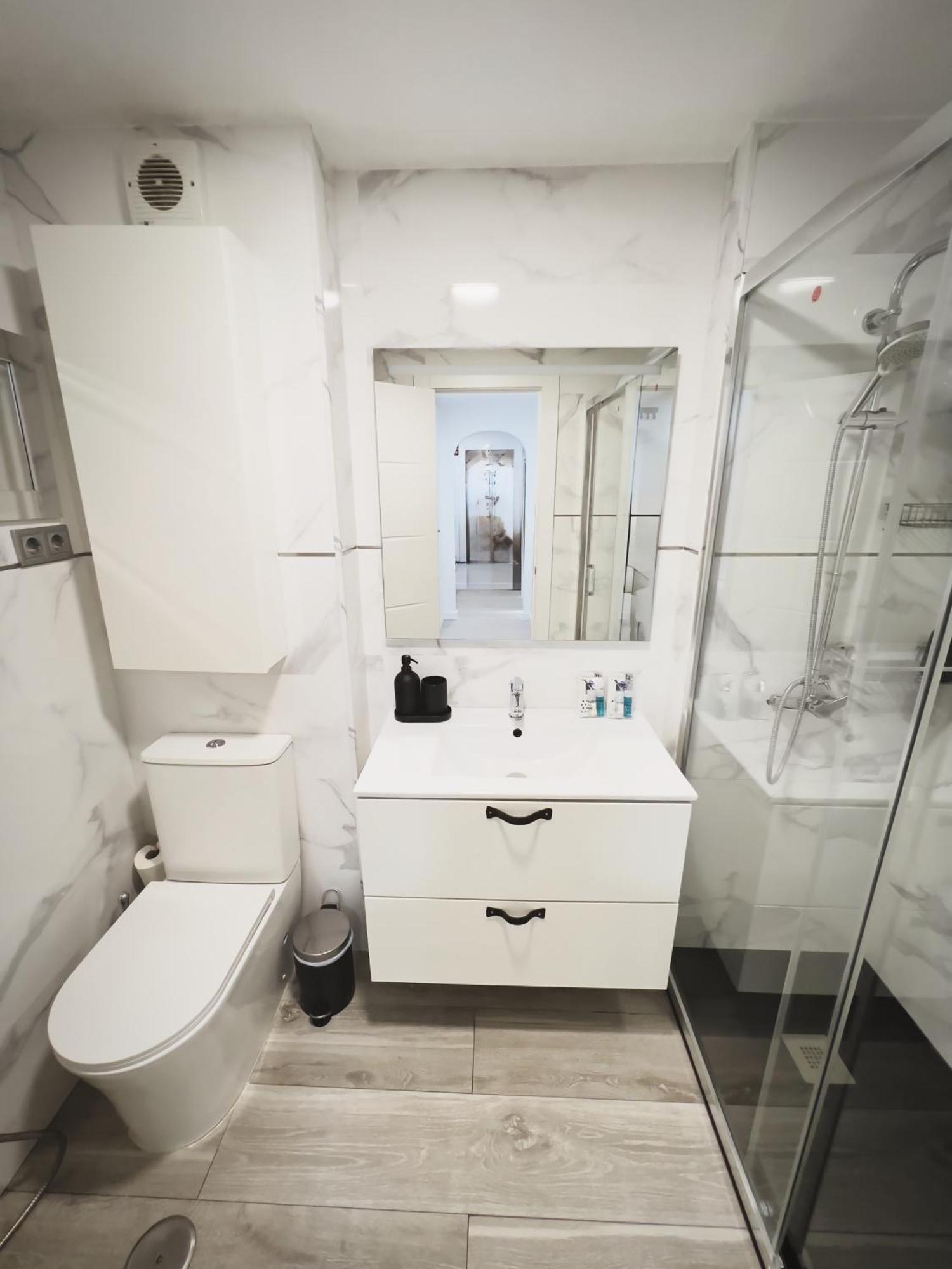 Mrv Centro Piscina Y Parking Apartment *
